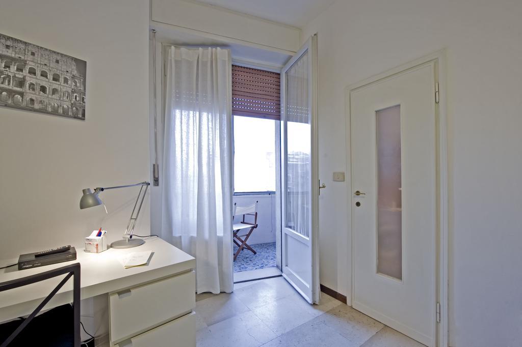 Apartment Chiesarossa Milán Pokoj fotografie