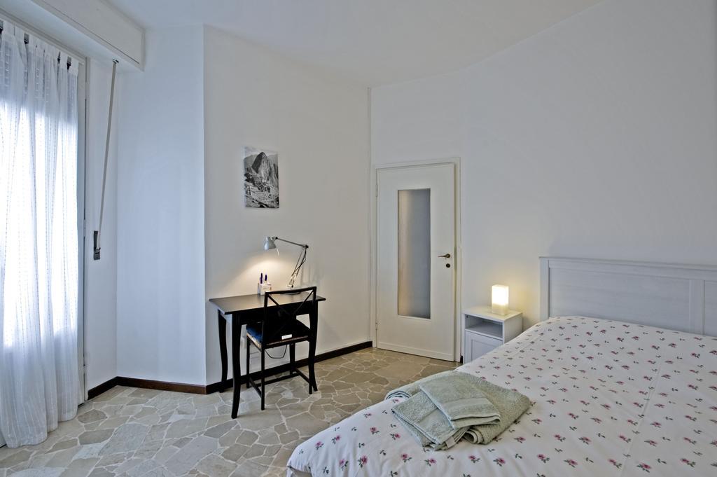 Apartment Chiesarossa Milán Pokoj fotografie