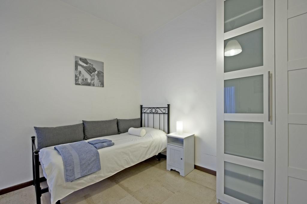 Apartment Chiesarossa Milán Pokoj fotografie